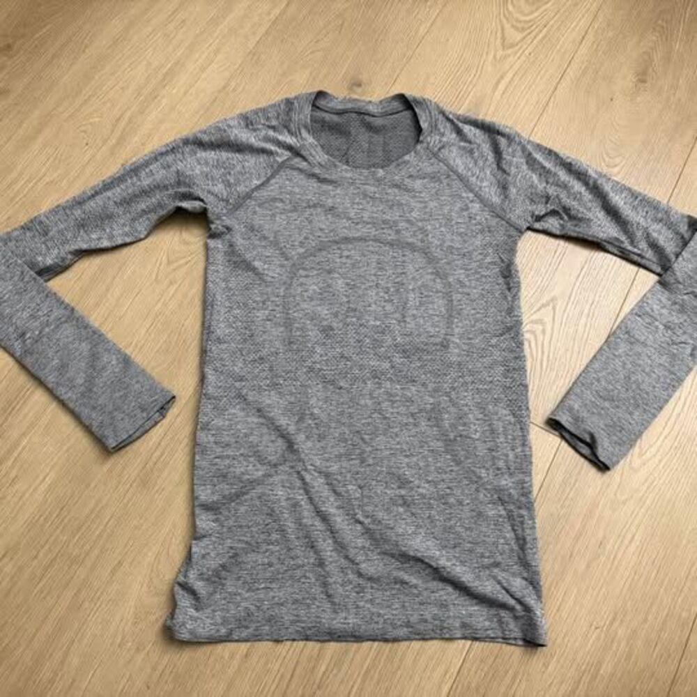 Lululemon Women’s Swiftly Tech Long-Sleeve Shirt Size 6